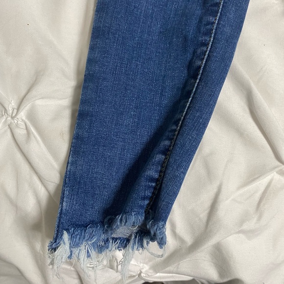 🤍3/35 LEVIS skinny jean - Picture 2 of 4